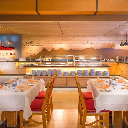 호텔 Familien- Und Wanderhotel Matschner 4*