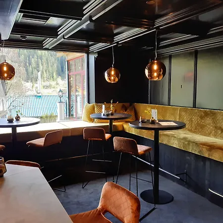 Familien- Und Wanderhotel Matschner 호텔 4*